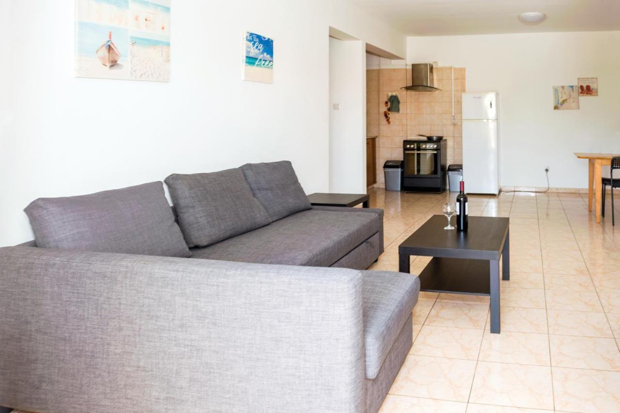 Mynapa Apartments Aya Napa Dış mekan fotoğraf