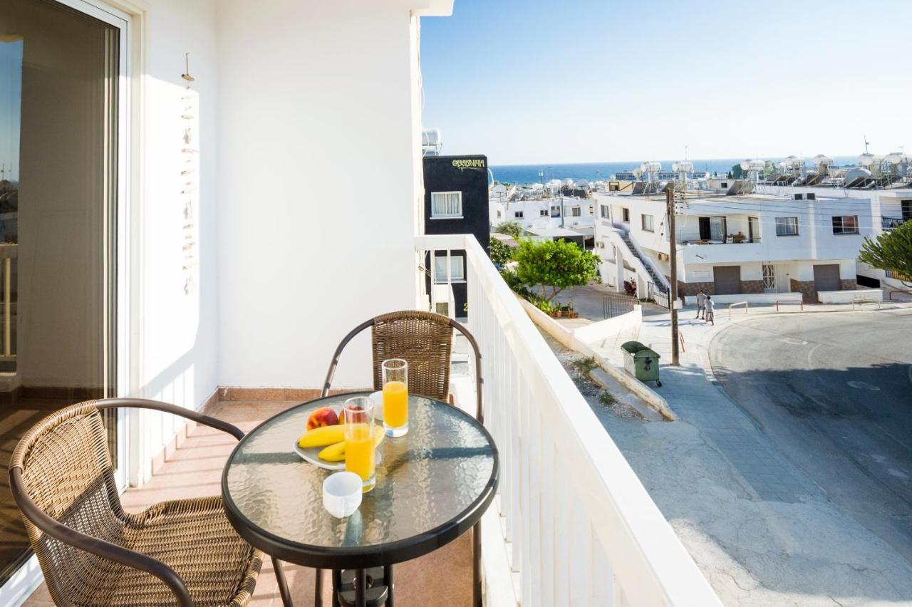 Mynapa Apartments Aya Napa Dış mekan fotoğraf