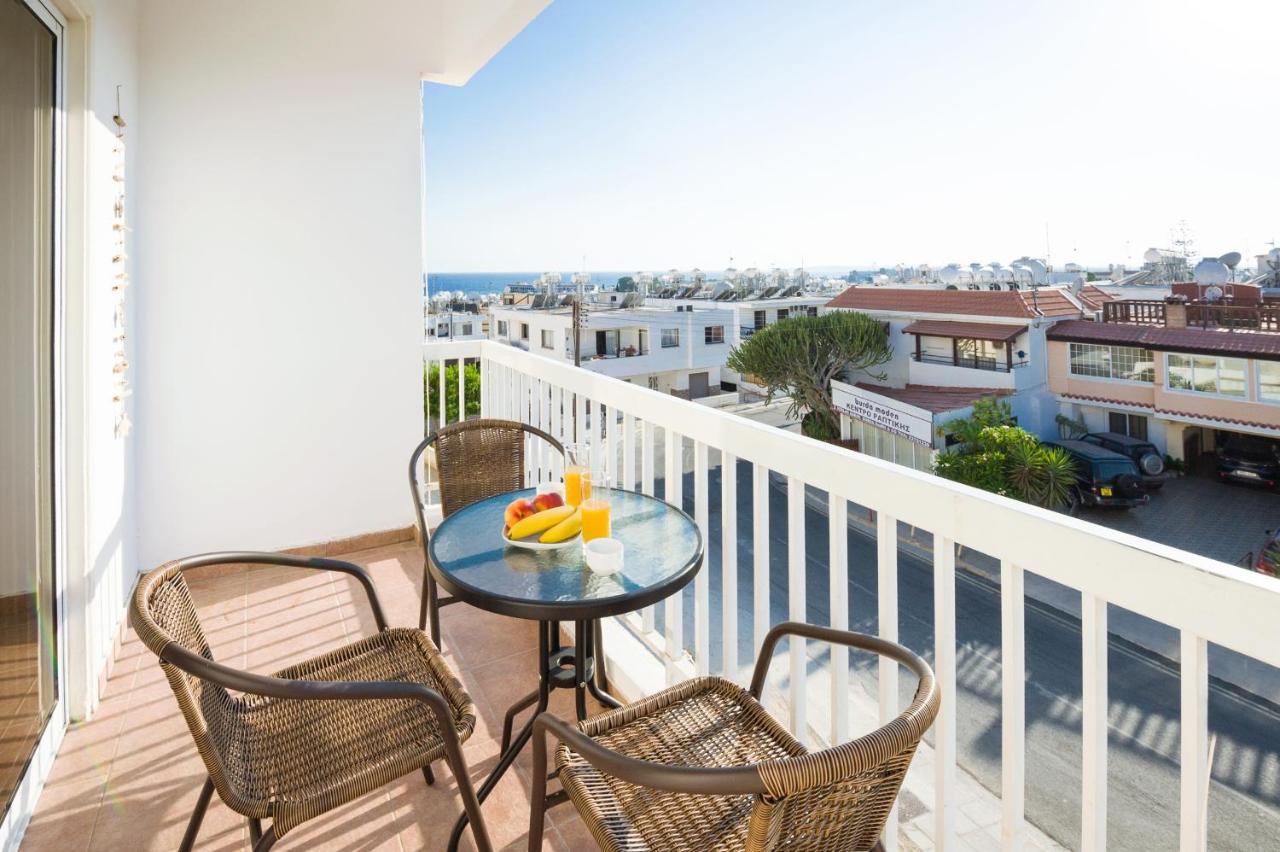 Mynapa Apartments Aya Napa Dış mekan fotoğraf